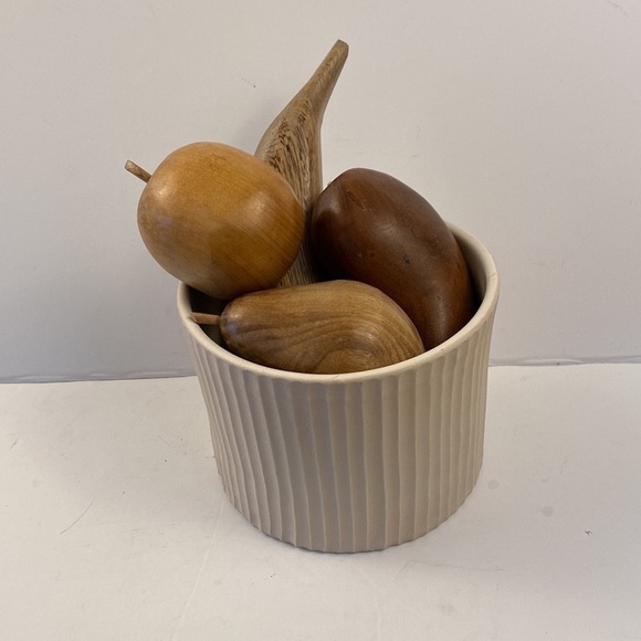 WOODEN fruit set 7 pieces banana apple mango plum apricot pear brown tones - Picture 2 of 7